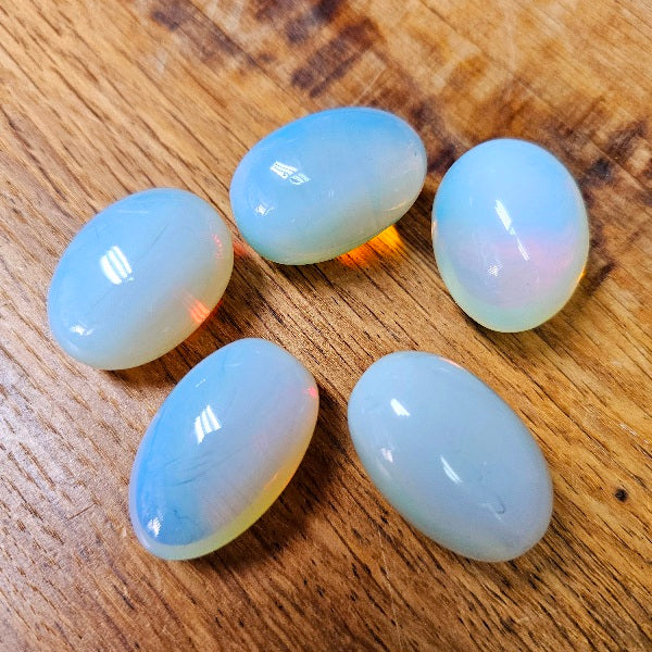 Opalit / Tiffany stone